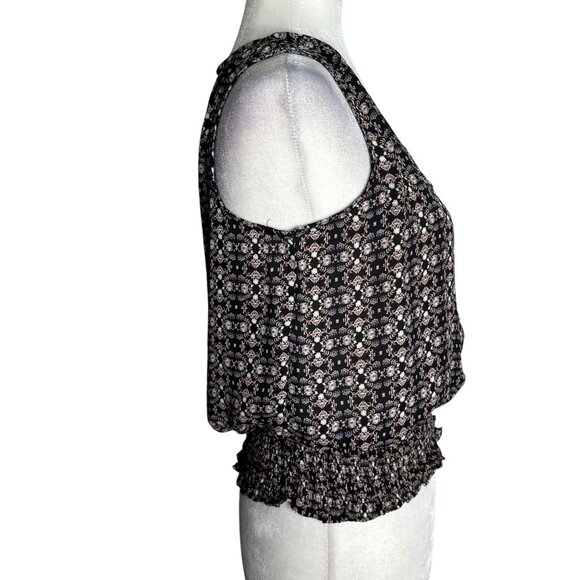 Sleeveless Floral Blouse Top Small Black Smocked Waist V Neck Surplice Wrap - Picture 3 of 7